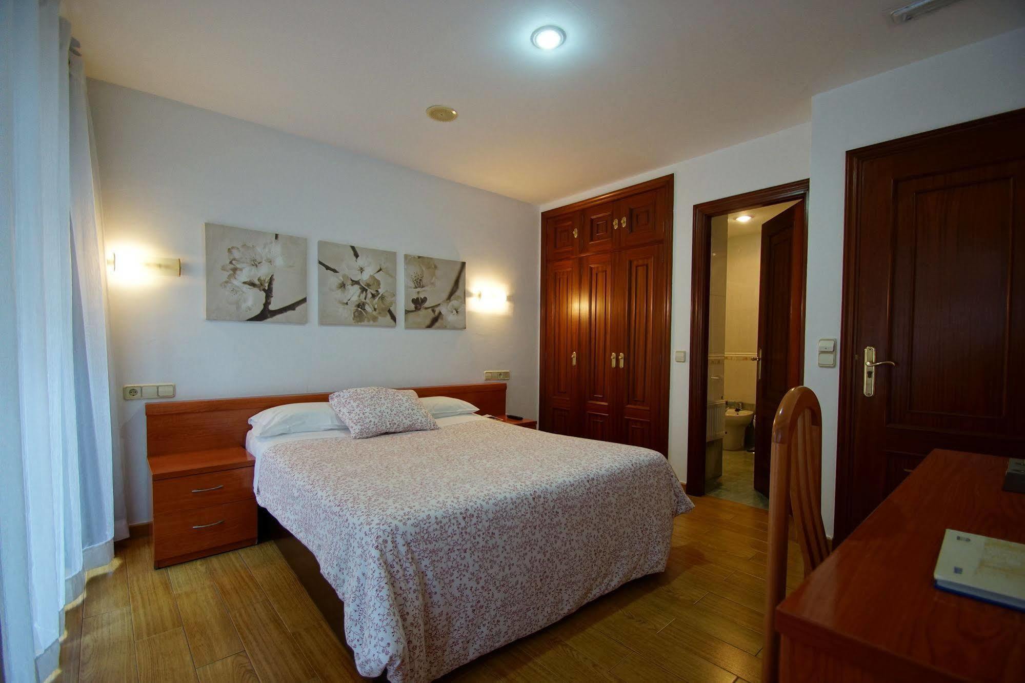 Hostal Carbonara A Coruña Exteriér fotografie